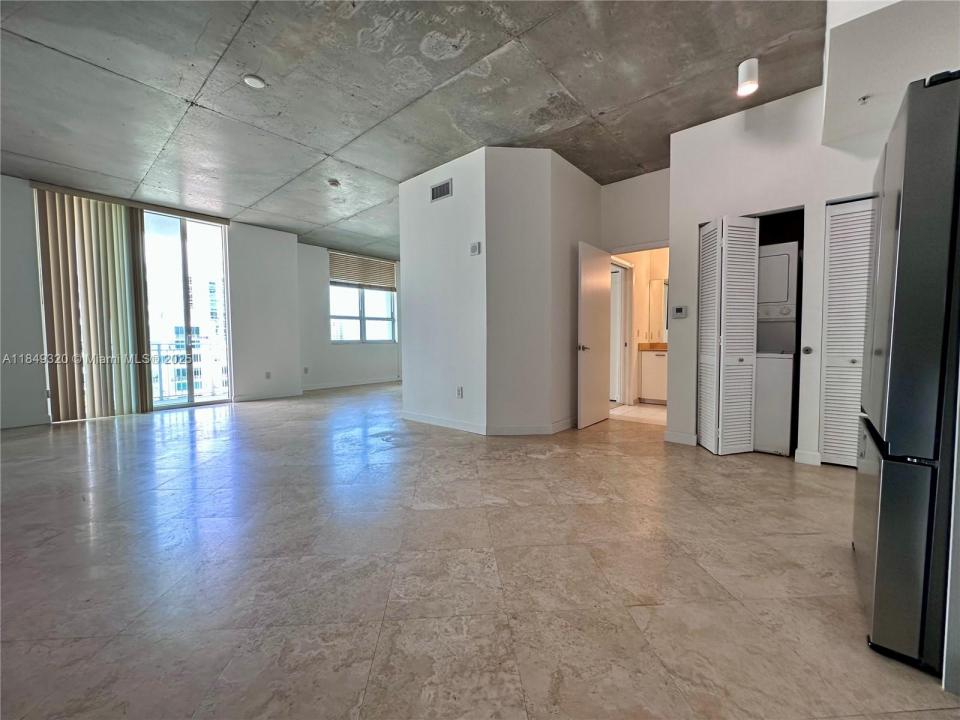 2275 NE Biscayne Blvd PH102, Miami, Florida 33137, Stati Uniti