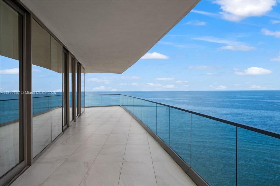 18975 Collins Ave 1500, Sunny Isles Beach, פלורידה 33160, ארצות הברית של אמריקה