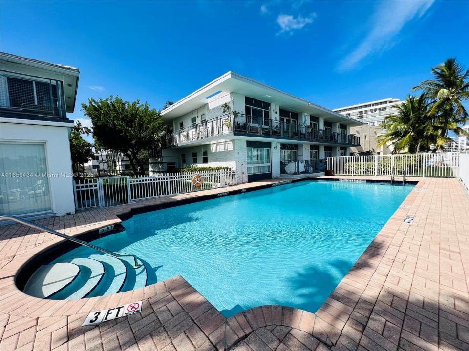 950 Bay Dr 6, Miami Beach, Flórida 33141, Estados Unidos