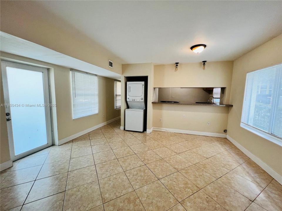 950 Bay Dr 6, Miami Beach, Flórida 33141, Estados Unidos