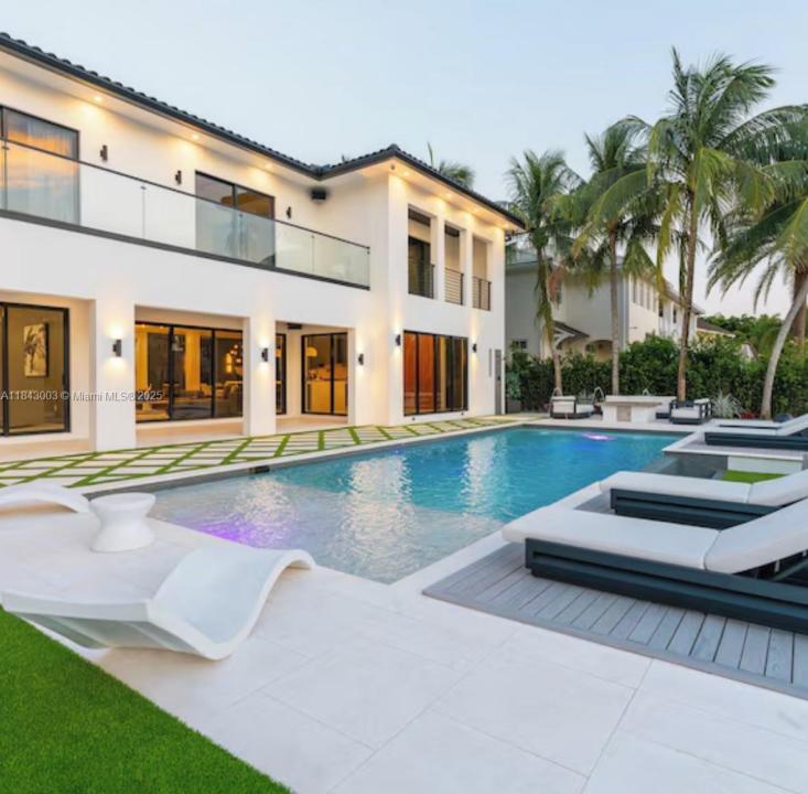 131 Royal Palm Dr, Fort Lauderdale, פלורידה 33301, ארצות הברית של אמריקה 