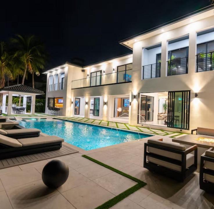 131 Royal Palm Dr, Fort Lauderdale, פלורידה 33301, ארצות הברית של אמריקה 