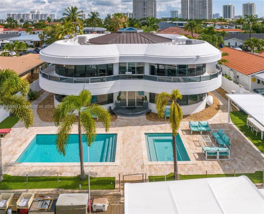 3344 NE 167th St, North Miami Beach, Flórida 33160, Estados Unidos