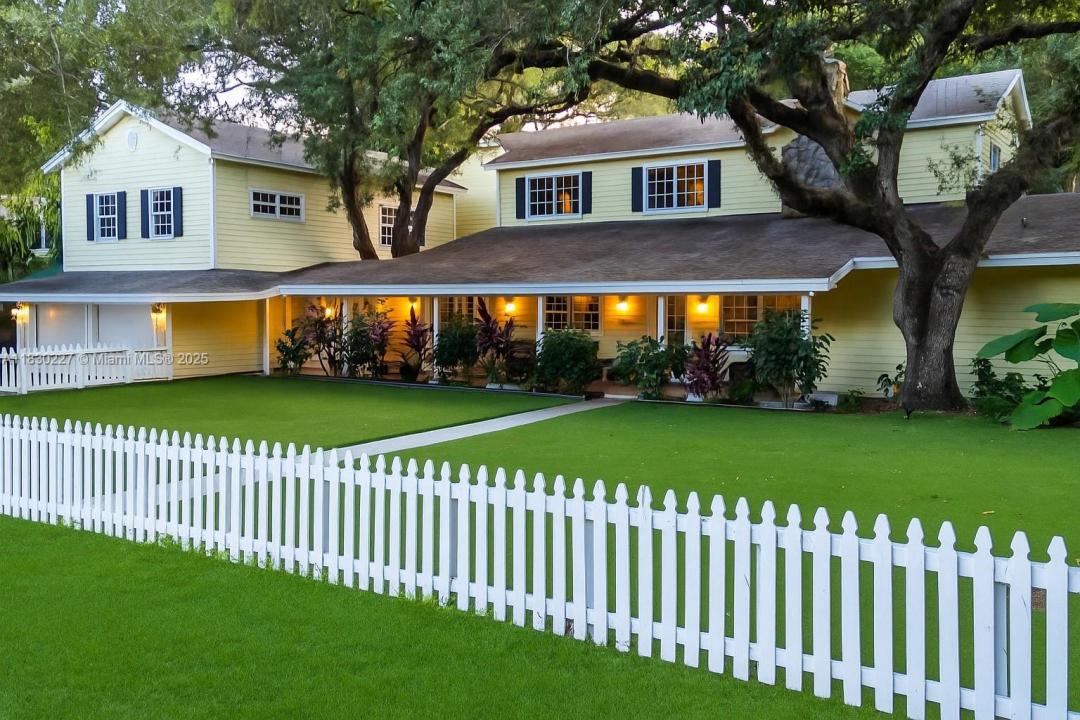 2221 SW 28th Way, Fort Lauderdale, Florida 33312, Amerika Birleşik Devletleri