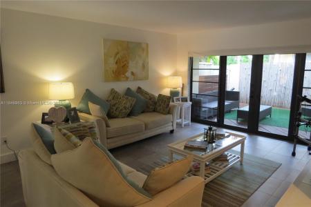 3510 Magellan Cir 723, Aventura, Florida 33180, USA