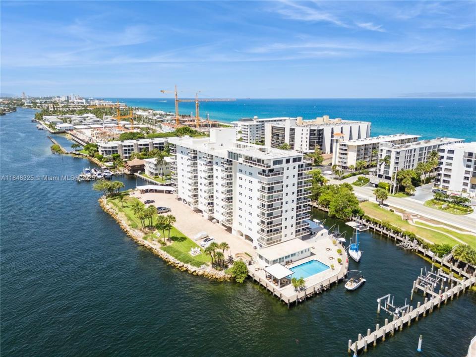1160 Hillsboro Mile 901, Hillsboro Beach, Florida 33062, Stati Uniti