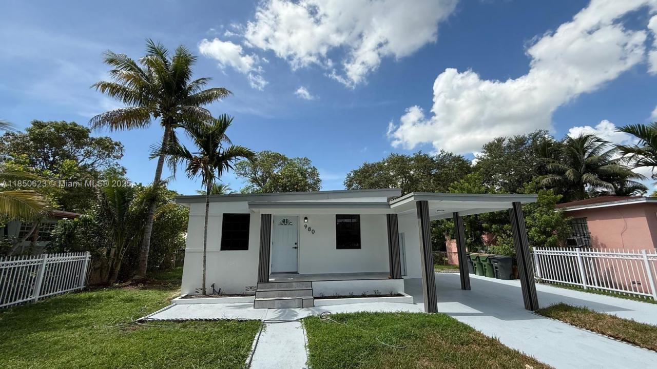 980 NE 146th St, North Miami, Florida 33161