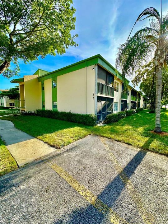 4141 NW 90th Ave 206, Coral Springs, Florida 33065