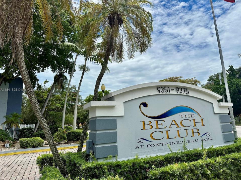 9375 Fontainebleau Blvd L222, Miami, Flórida 33172, Estados Unidos