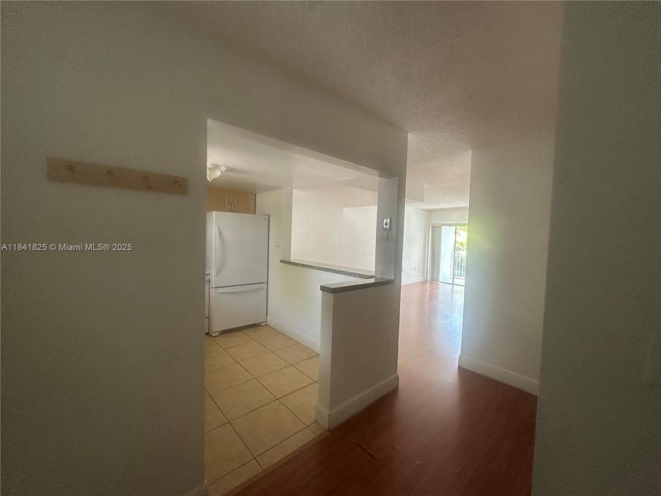 9375 Fontainebleau Blvd L222, Miami, Flórida 33172, Estados Unidos