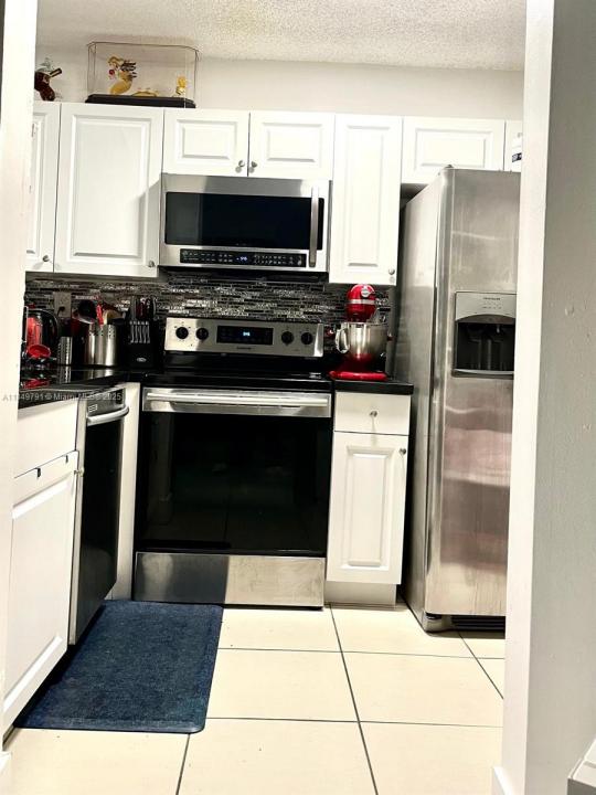 14020 SW 91st Ter 14020, Miami, Florida 33186, Estados Unidos