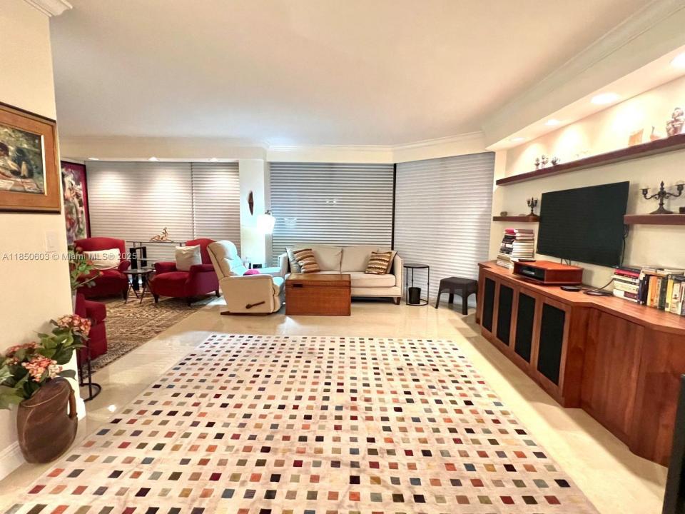 20191 E Country Club Dr 2004, Aventura, Florida 33180, Stati Uniti