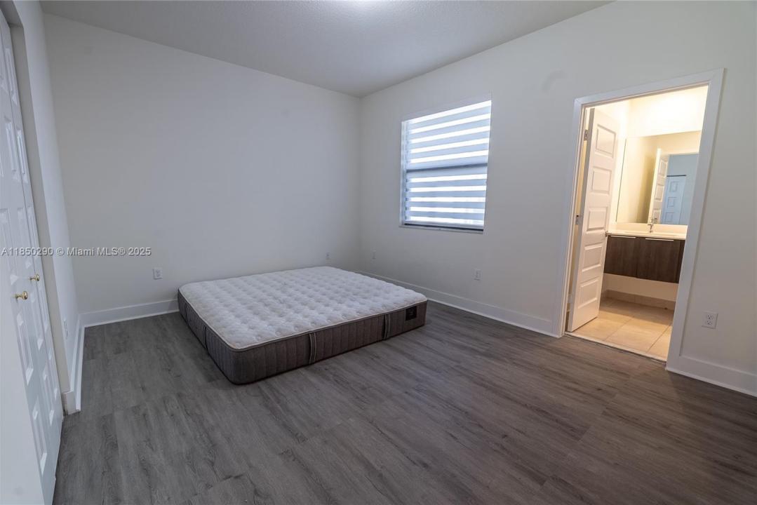 10443 NW 82nd St 6, Doral, Florida 33178