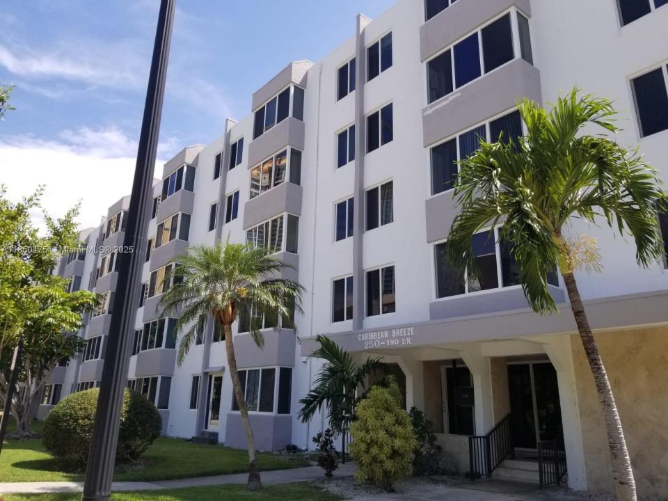 250 180th Dr 508, Sunny Isles Beach, Flórida 33160, Estados Unidos