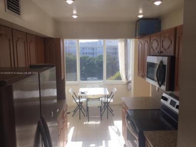 250 180th Dr 508, Sunny Isles Beach, Florida 33160, USA