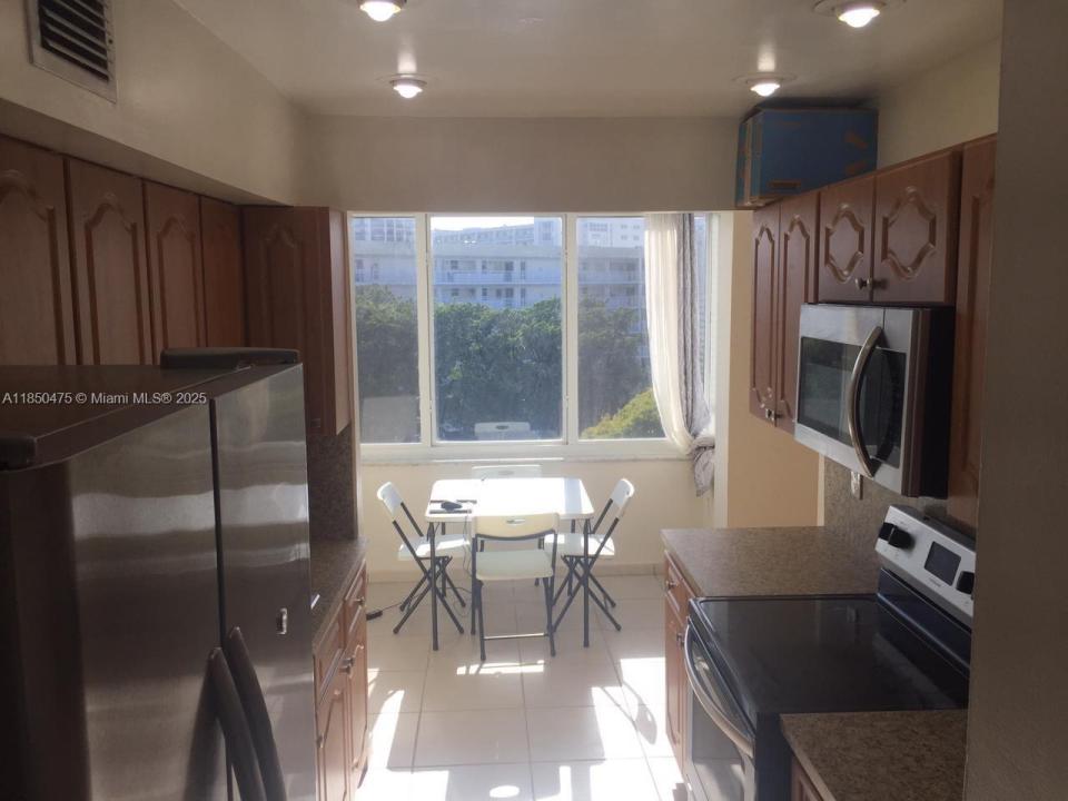 250 180th Dr 508, Sunny Isles Beach, Flórida 33160, Estados Unidos