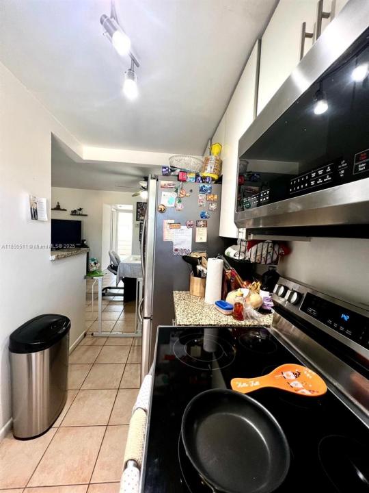 270 Layne Blvd 208, Hallandale Beach, Florida 33009, Stati Uniti