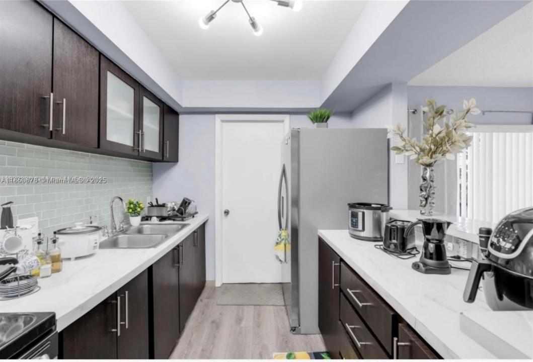 8401 SW 107th Ave 311E, Miami, Florida 33173, Estados Unidos