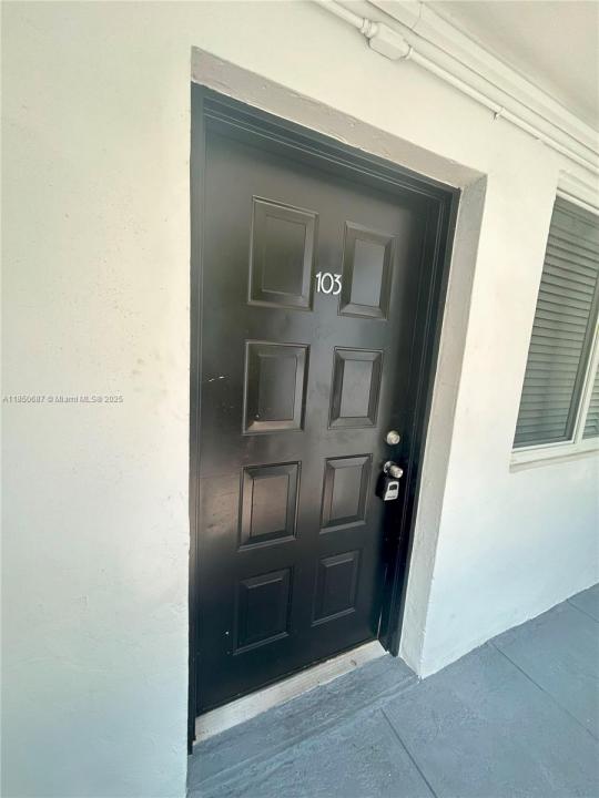 5814 NE 4th Ct 103, Miami, Florida 33137, Estados Unidos