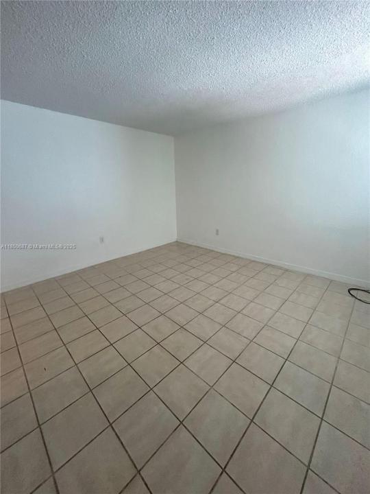 5814 NE 4th Ct 103, Miami, Florida 33137, Estados Unidos
