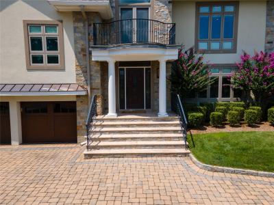 61 Lakeshore Drive, Eastchester, New York 10709