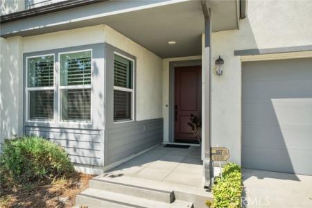 E Clara Lane, 安大略省, 加利福尼亚州 91762, 美国