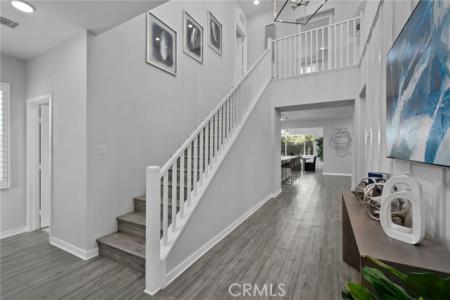 E Clara Lane, 安大略省, 加利福尼亚州 91762, 美国