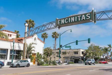 Neptune Avenue, Encinitas, California 92024, Estados Unidos