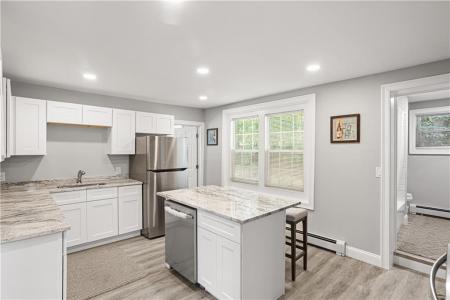 679 Jillson Avenue, Woonsocket, Rhode Island 02895, États-Unis