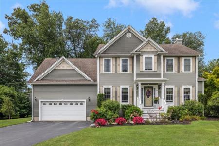 10 Honey Lou Court, Cranston, Rhode Island 02921, Estados Unidos