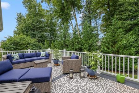 10 Honey Lou Court, Cranston, Rhode Island 02921, Estados Unidos