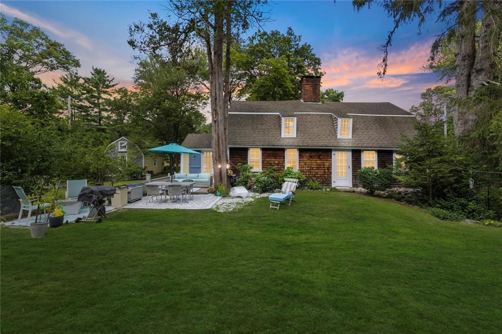 1300 Middle Road, East Greenwich, Rhode Island 02818, USA