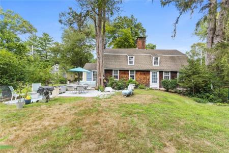 1300 Middle Road, East Greenwich, Rhode Island 02818, USA