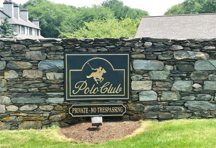 4 Polo Club Road, Narragansett, רוד איילנד 02882, ארצות הברית של אמריקה
