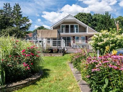 44 Riverside Avenue, Warwick, RI 02889, USA