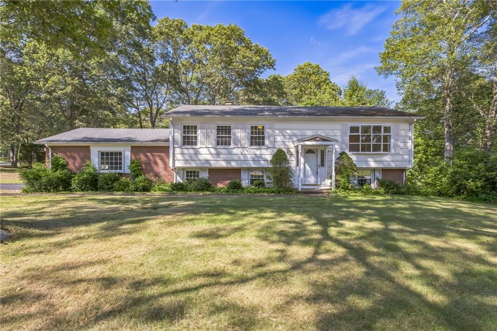 51 Whitman Drive, North Kingstown, Rhode Island 02852