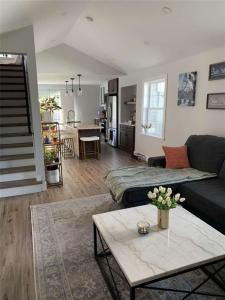 12 Atwood Avenue, North Providence, رود ايلاند 02904, الولايات المتحدة
