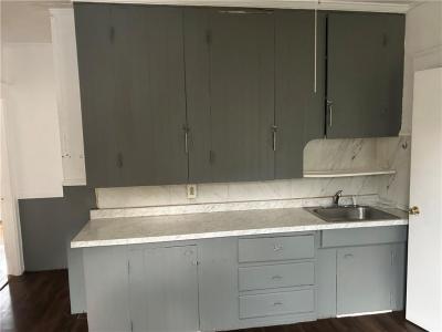 324 4 th Avenue 3F, Woonsocket, 羅德島州 02895, 美國