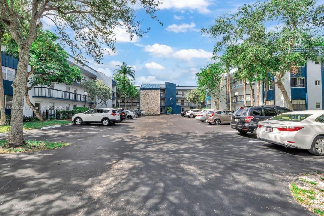 3080 Holiday Springs Blvd 207, Margate, Florida 33063