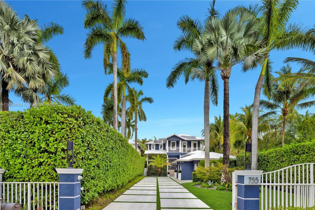 755 NE 77th Street, Miami, フロリダ 33136, アメリカ合衆国