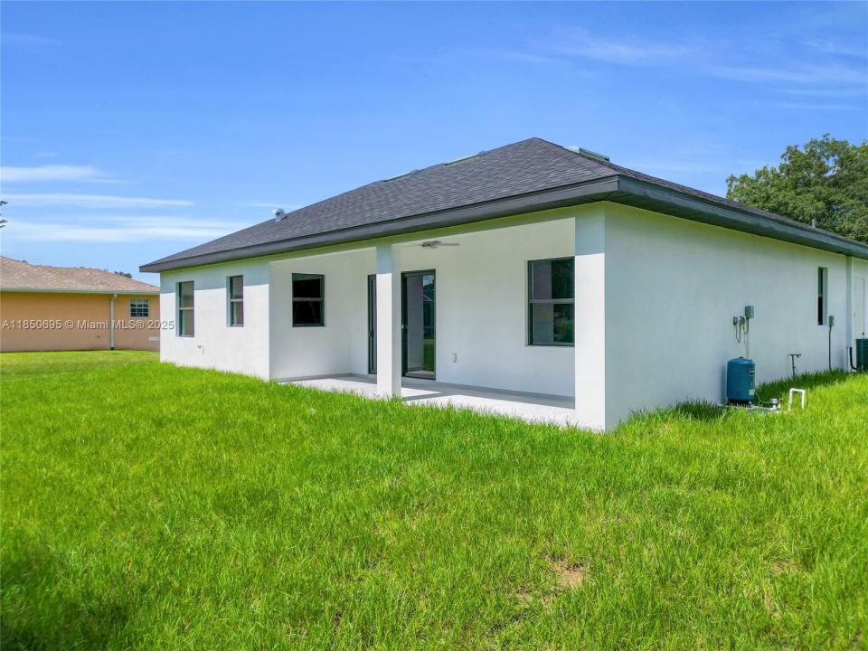 504 HENRY AVE, Lehigh Acres, Florida 33972, Estados Unidos
