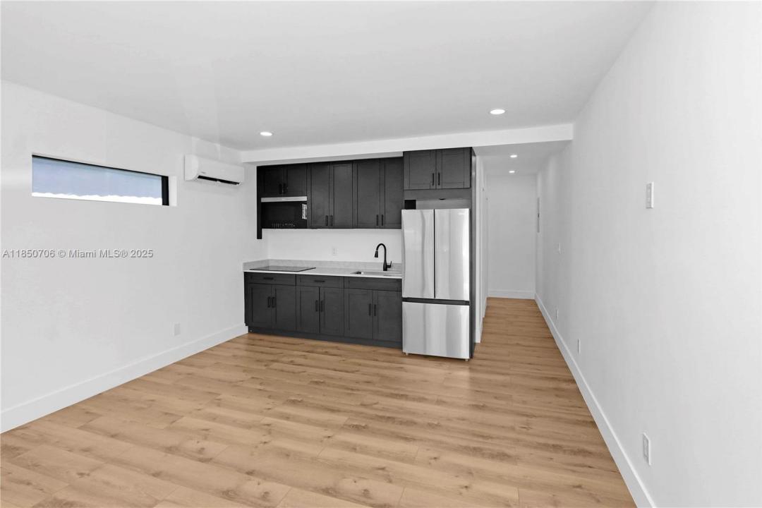 7801 Byron Ave, Miami Beach, Floride 33141, États-Unis