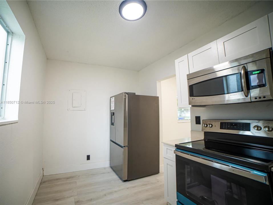412 Columbus Pkwy 2-2, Hollywood, Флорида 33021, Соединенные Штаты