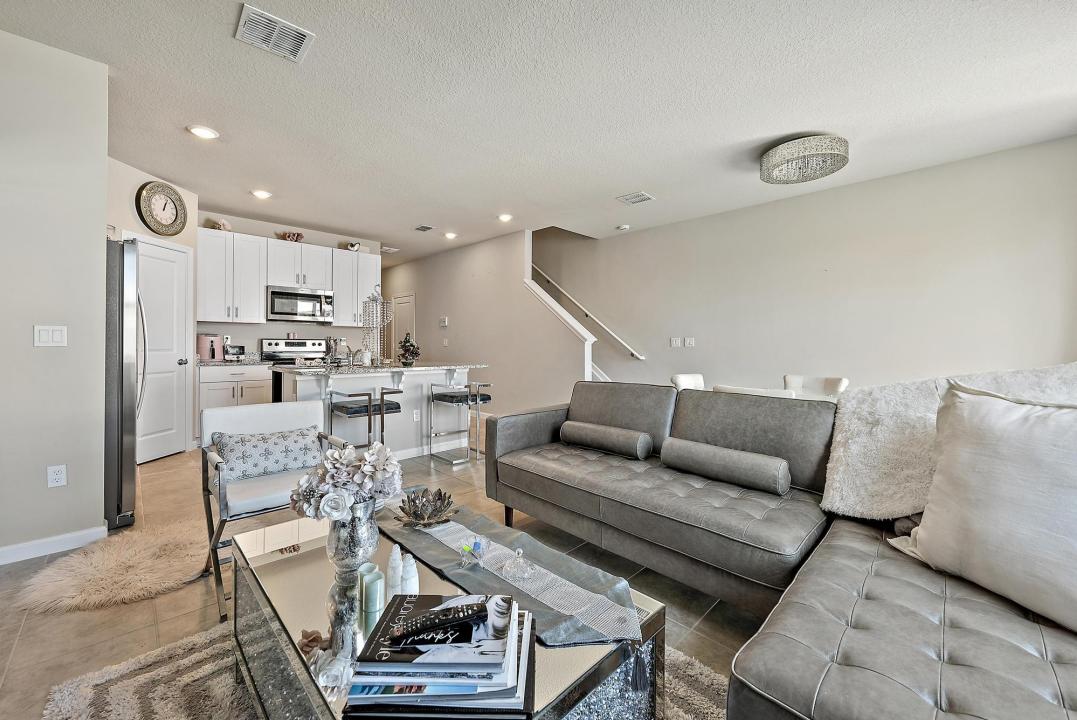 5646 Enclave Drive, Mangonia Park, Flórida 33407, Estados Unidos