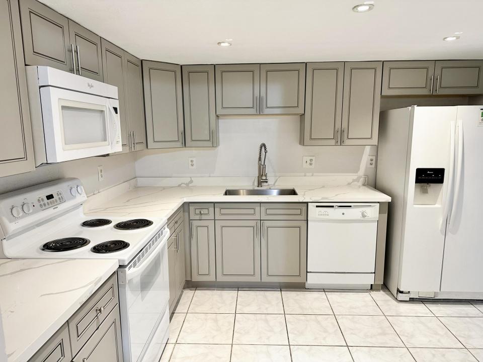 4010 Inverrary Drive A7, The Manors of Inverrary Townhomes, Lauderhill, Flórida 33319, Estados Unidos