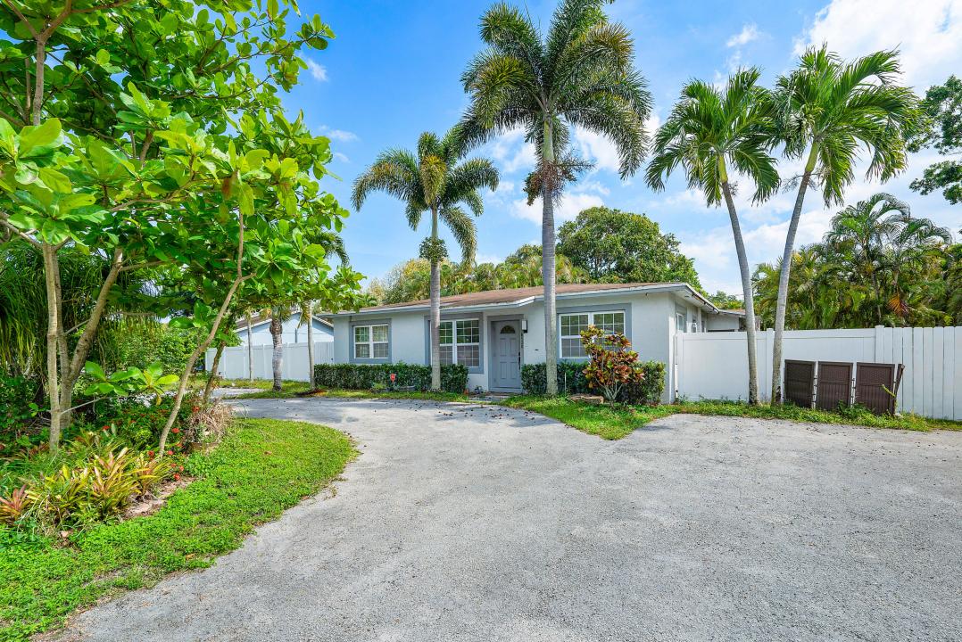 6130 Edwards Road, Margate, Florida 33063