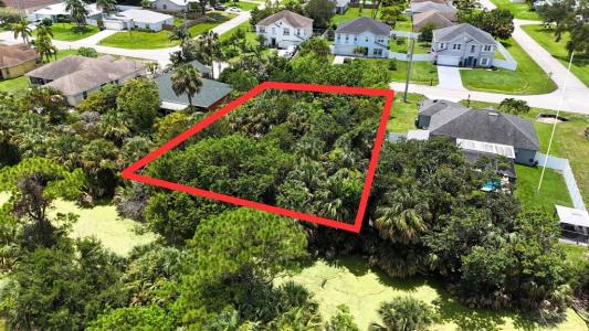 171 SW Glenwood Dr, Port St Lucie, Florida 34984