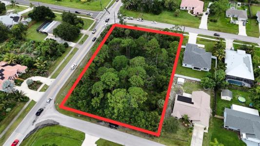 1711 SW Del Rio Blvd, Port St Lucie, Florida 34953