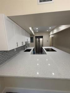 7807 NW 73rd Ave, Tamarac, Florida 33321, Stati Uniti