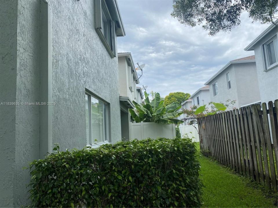 6006 Plum Pl, Tamarac, Flórida 33321, Estados Unidos